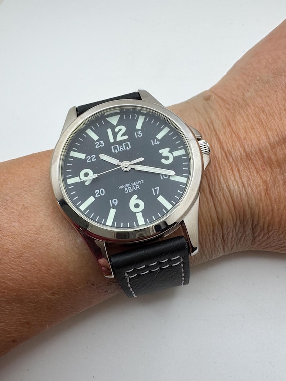 Q&Q Military Field Watch 45.5mm Men's Quartz Watch Black Dial Pilot Style Leather Strap 5 BAR Everyday Watch Gift by citizen