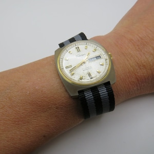 vintage hand wind watch / Swiss movement / Rare / Winding watch / gents watch / gift for him  f15