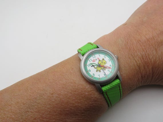 vintage fun watch / Green Watch / Cat lovers watch / quartz watch / Cannibal watch / vintage ladies / watch b19