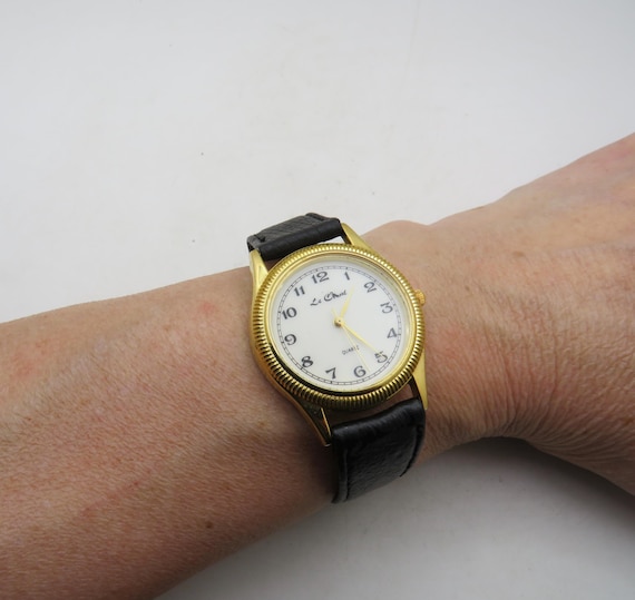 Vintage La chat gold Watch, leather strap (bb27)
