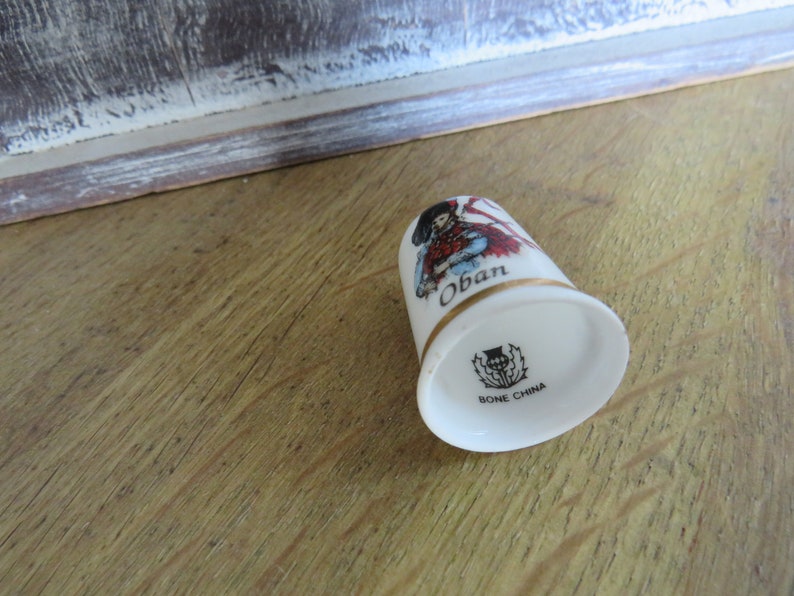 Vintage thimbles OBAN thimble beautiful Fine Bone China places of interest bone china England made A2