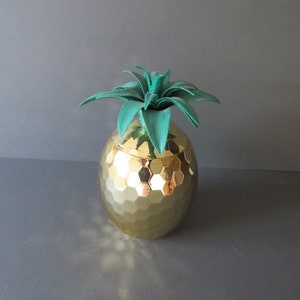 Vintage Pineapple / Funky złoty plastikowy kubek do picia w kształcie ananasa / atomic / rekwizyty filmowe (A)