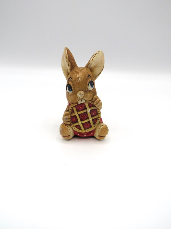 Pendelfin rabbit / Picnic Midge / stonecraft / Doreen Noel Roberts / pottery figure made in England /
