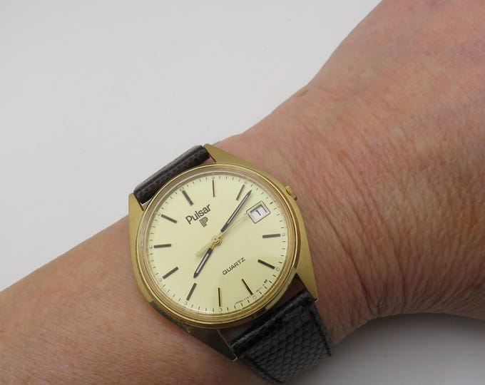 Pulsar by seiko watch / lizard strap / retro watch / gents Gold Plated  Dress Watch / Gift for him (k9)