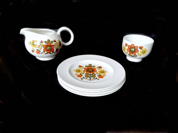 vintage  tea set /  Rare Espresso / retro coffee / Ironstone tea set / 6 x set / by Jessie Tait / J & G MEAKIN FLEUR SET /