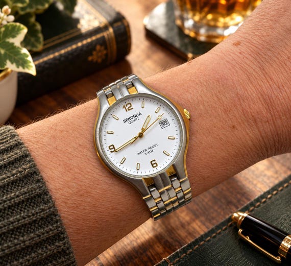 Vintage  gold plate bi-metal watch / vintage gents Watch / vintage sport  7.6" wrist  (u14)