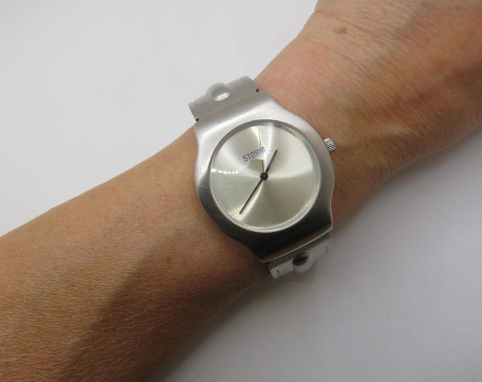 vintage storm Watch / space watch / unisex / Vintage watch / wrist size 6.8"  / quartz watch / metal watch / vintage / y6