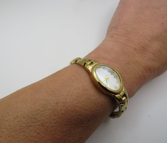 Female dress watches outlet