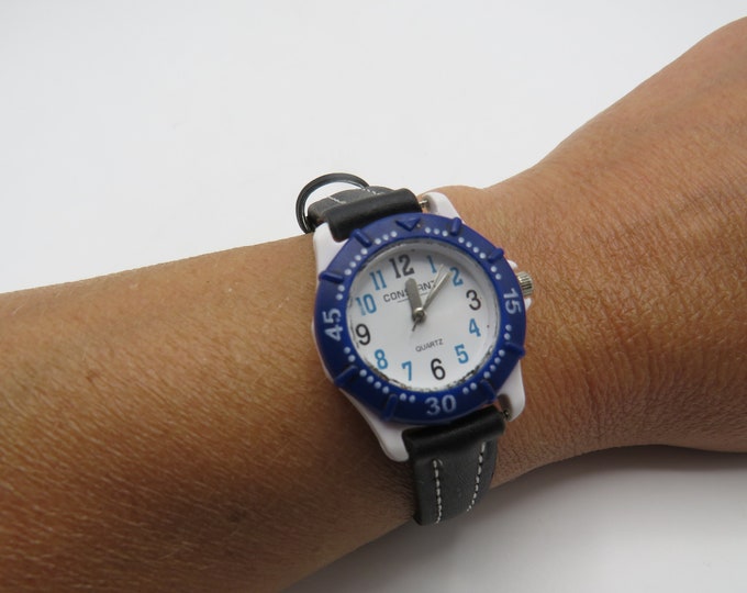 vintage watch / ladies diver Watch / constant watch / Vintage watch / quartz watch / sport watch / watch / vintage ladies / watch