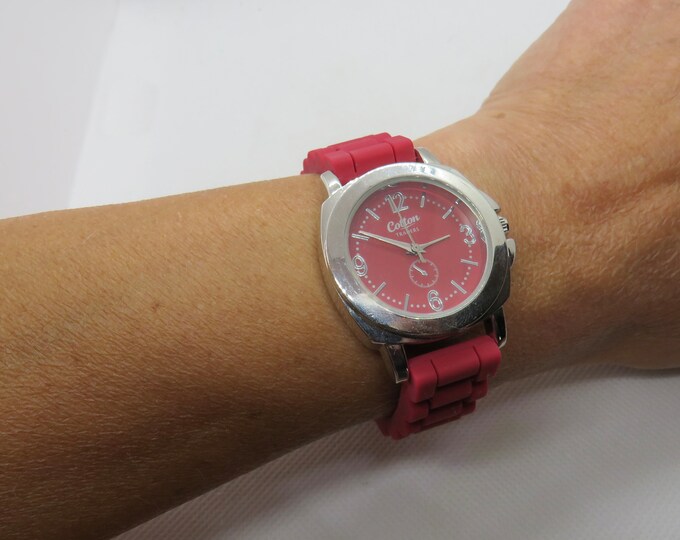 Vintage divers watch / cotton traders  / womans watch / Watch / vintage high st Watch / vintage gift for her