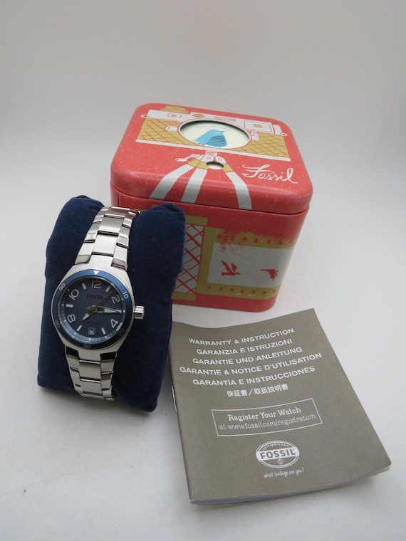 Fossil divers Ladies Quartz Watch (7.6" Wrist) – Classic Design, Original Box