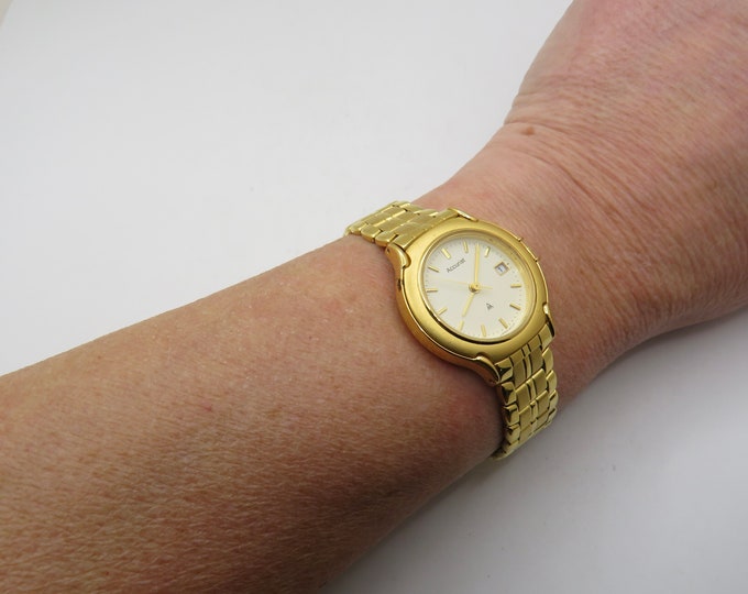 Vintage gold watch / Quartz watch / watches for women / Dress Watch /  womens Watch /  Gift for her  (e24)