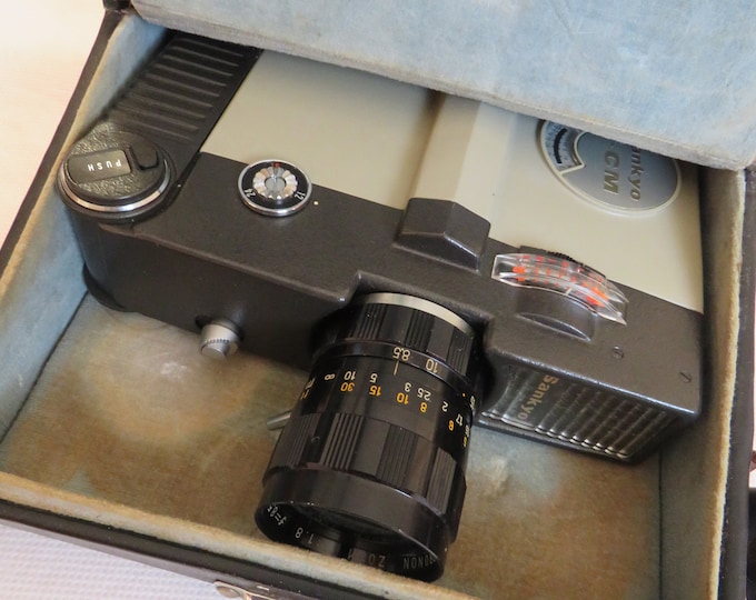 vintage Super 8  / Sankyo super 8 Classic camera with hard case