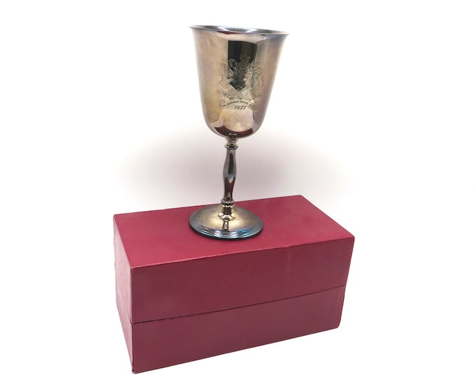 Royal 1977 silver jubilee / vintage KITSCH