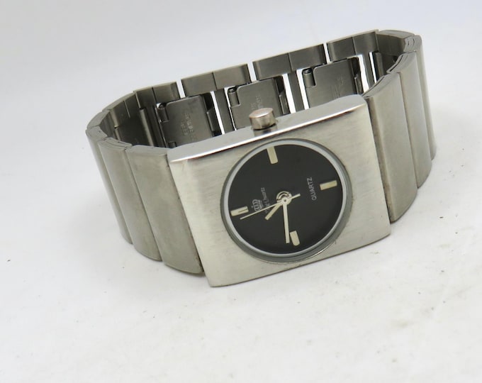 Tank Dial Watch, Stainless Steel space Band (bb12)