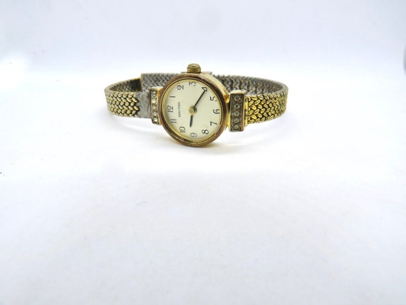 Ladies 9 clearance carat gold watches