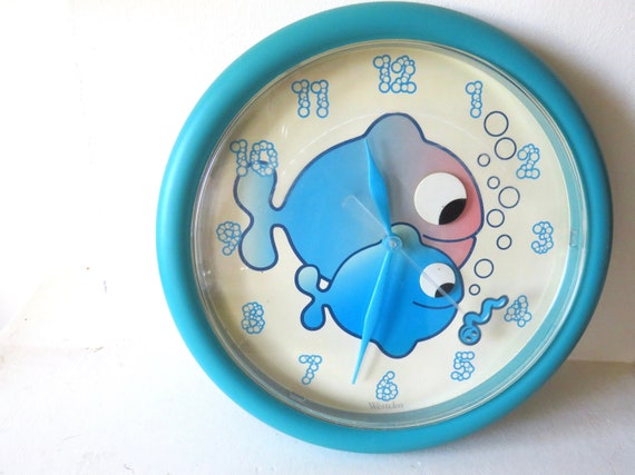 Vintage fish Clock Westclocx Quartz  / vintage wall clock / 10" Wall Clock