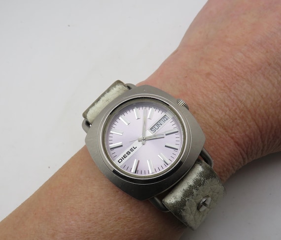 Vintage watch / diesel watch / square dial /  Quartz watch / ladies Watch /  Gift for her  n3
