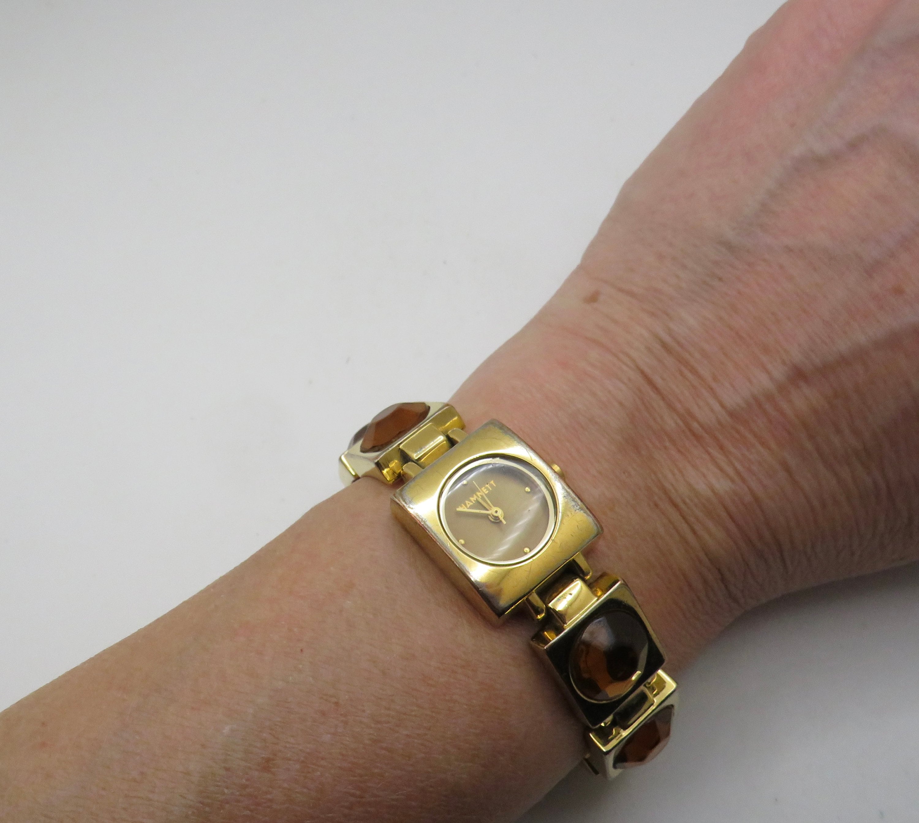 Embassy diamond outlet quartz watch price