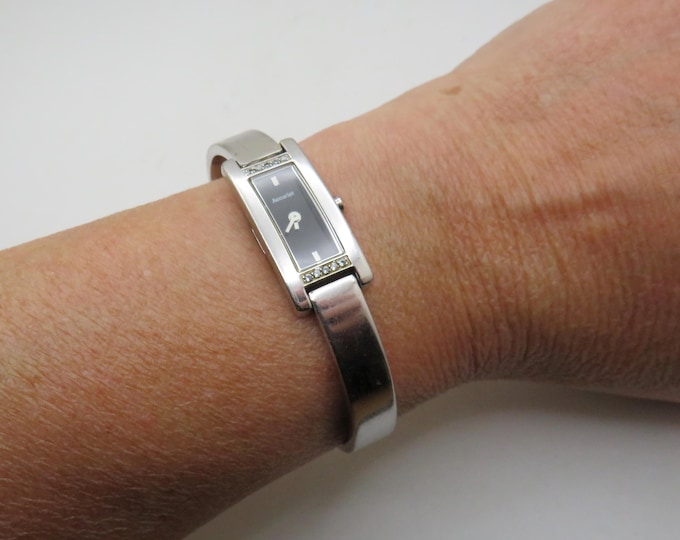 Vintage watch / rectangle dial watch / small  5.5" wrist size / Japan watch / vintage Watch / watches a30