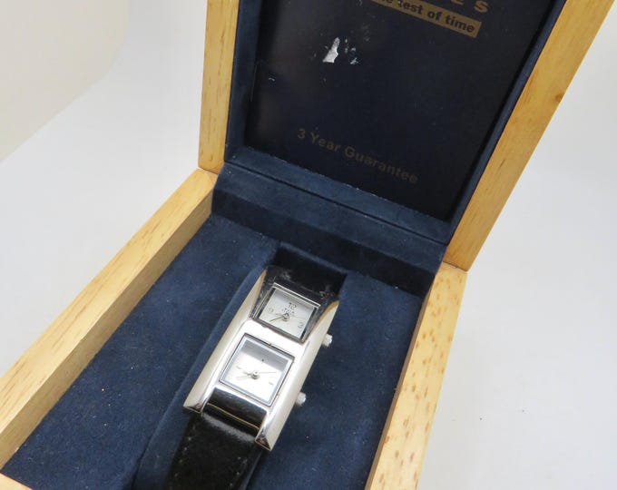 vintage rectangle watch / duel time watch / Vintage Avia watch / quartz  / vintage ladies