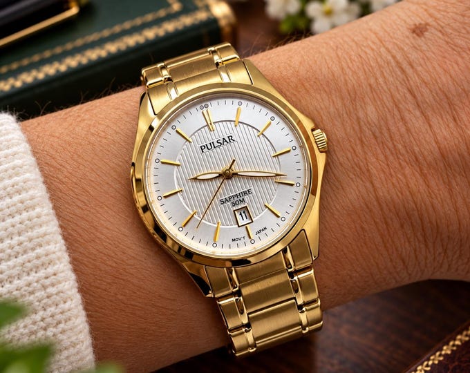 vintage Pulsar by seiko sports watch Shapphire Crystal / Japan watch / vintage Watch / watch  ladies watch (Pul2)