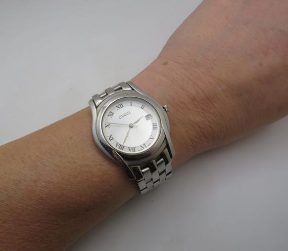 GUCCI 5500M Watch Silver Dial / Swiss 90s / 7.3" wrist / vintage sport  / gift for him (p23)