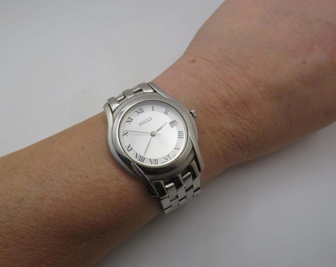GUCCI 5500M Watch Silver Dial / Swiss 90s / 7.3" wrist / vintage sport  / gift for him (p23)