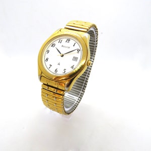 Vintage gents watch / expandable dress watch / gold Quartz watch / white dial / mens Watch / watch / Swiss  / watch / gift for him