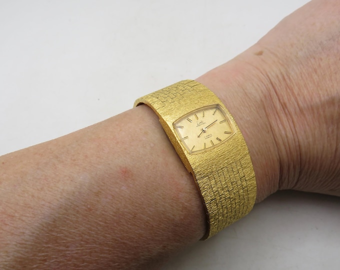 Vintage Swiss Mechanical Gold Plated Dress Watch/ 6" wrist (x30)