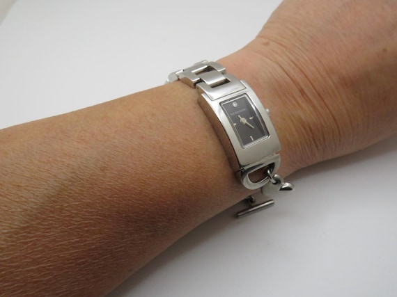 vintage watch / Hot Diamonds heart watch  / gift for her / square dial Watch / vintage Watch / vintage / Q2