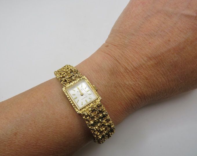 vintage mechanical watch /  gift for her / vintage wrist watch / mechanical  watch / vintage watch / vintage 60s / womens  watches (J13)