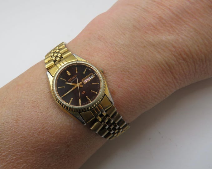 vintage seiko sq gold watch / Day date /  7" wrist size watch / vintage 90s watch / Japan watch / vintage Watch / Black dial watch (u14)
