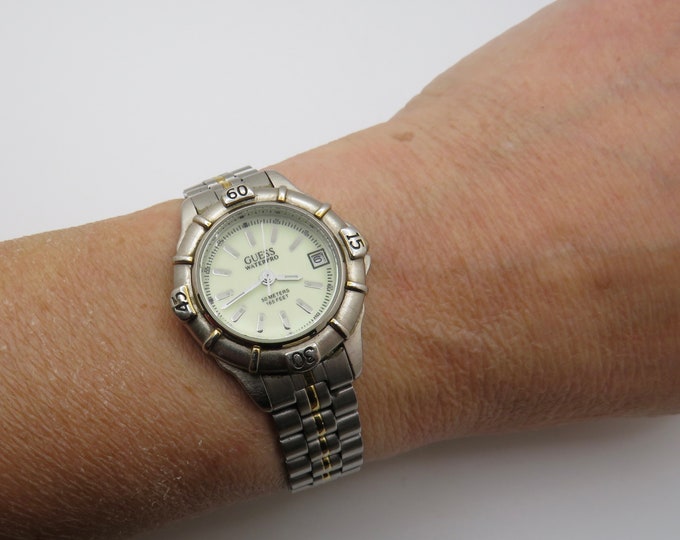 vintage sports watch / Guess / 6.3" wrist size watch / vintage womans / 90s watch / vintage Watch / watch ladies  watch  s26