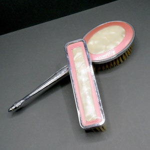 Vintage Vanity Brush Set / vintage gift  / 2 Piece Vanity Brush Set / 60s set / Gift for her (rb)