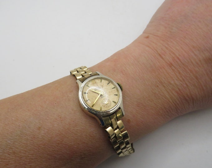 Vintage mechanical watch / woman's Watch /  sub dial Watch /  Gift for her / old retro watch (c18)