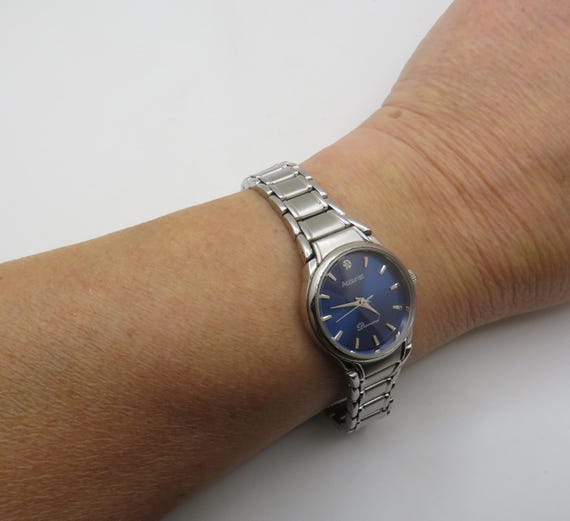 vintage diamond watch / classic accurist Watch / womens watch / Vintage watch / quartz watch / small wrist 7.1"  / vintage ladies / R5