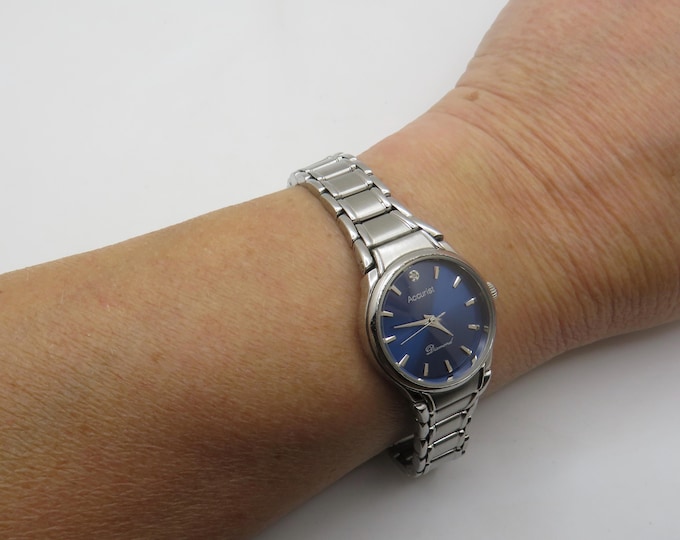 vintage diamond watch / classic accurist Watch / womens watch / Vintage watch / quartz watch / small wrist 7.1"  / vintage ladies / R5