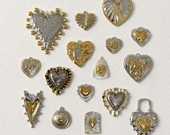 Two Tone Stainless Steel Heart Charms, Gold Silver Mixed Metal Pendants, Black White Vintage Charms for DIY Jewelry, Bags and Keychains