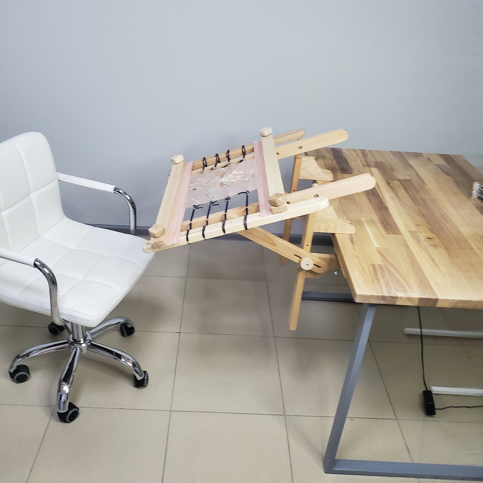 Embroidery Frame Holder and Frame 20 39 Inch 53 100cm Etsy