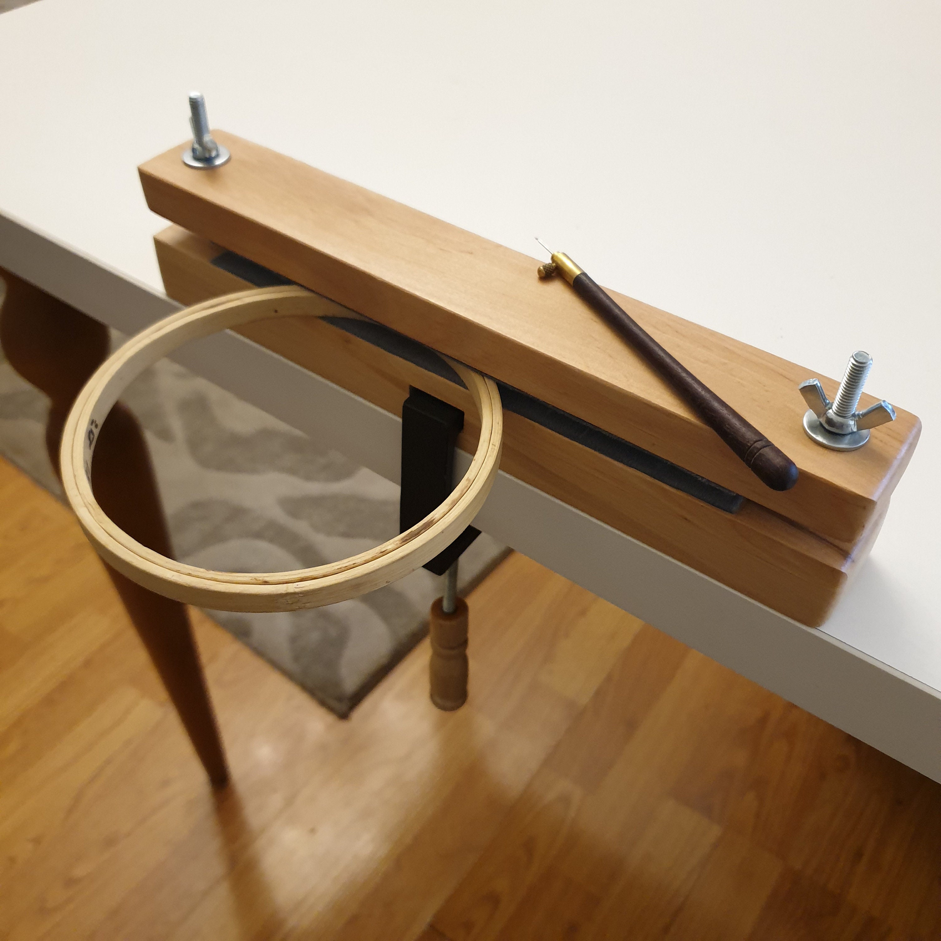 Embroidery Hoop Stand / Cross Stitch Stand for Quilting Etsy