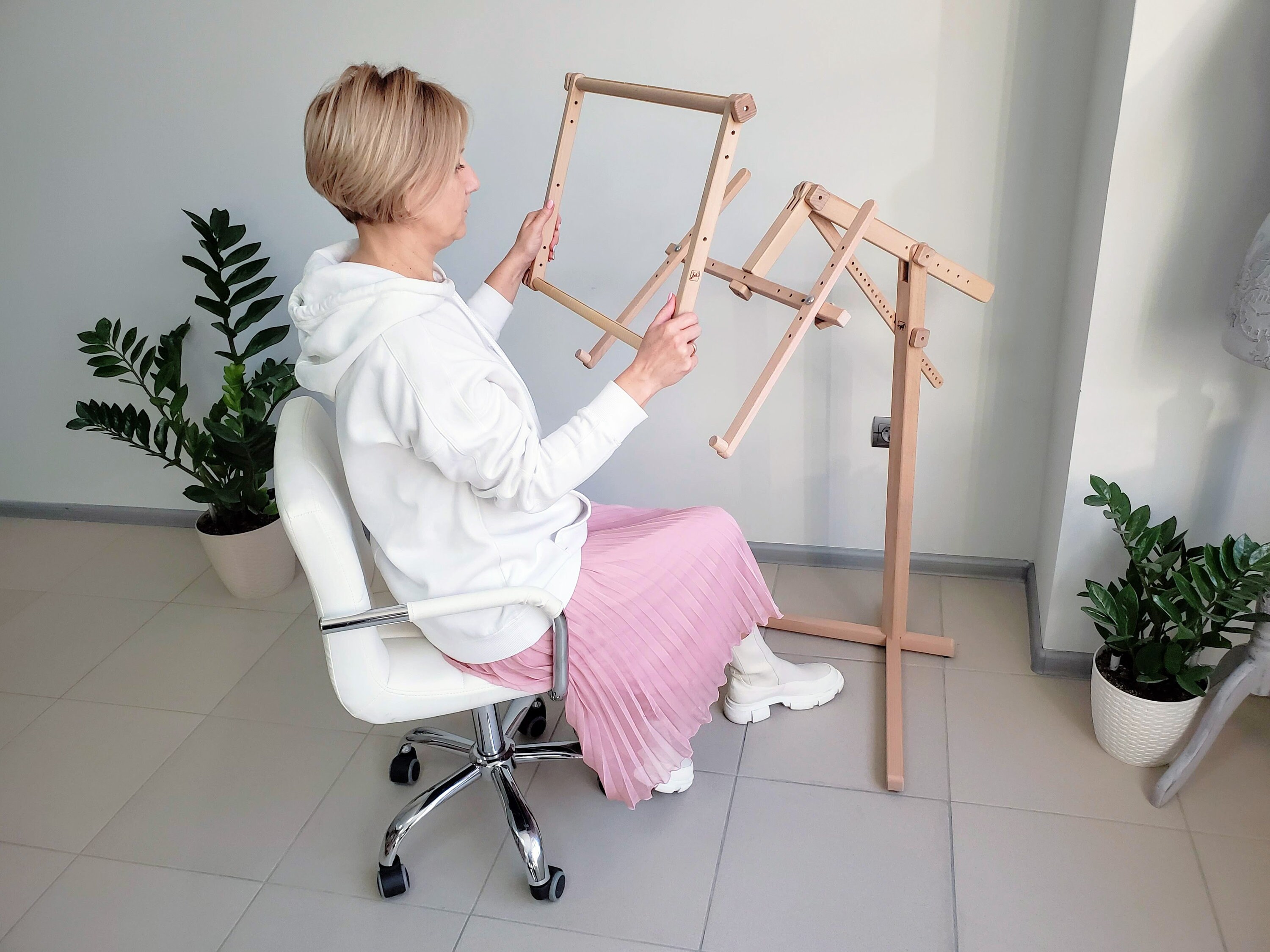 Supporto Da Pavimento Per Ricamo In Legno Nurge