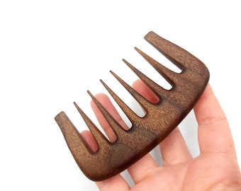 Peine de dientes anchos de nogal para cabello rizado, cepillo de madera de nogal, desenredante natural para rizos cortos, largos, encrespados, húmedos o secos, mujeres, niños u hombres