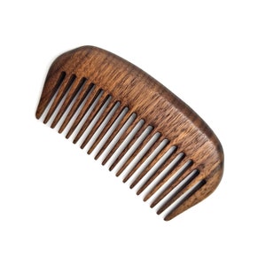 Walnut wood Hair Comb covered with Jojoba oil- Wooden Comb-Handmade Comb-Healthy Hair- Seamless Wood Comb-Natural Wood- Anti Static Comb