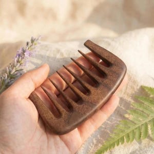 Handmade Walnut Wide Tooth Comb: Natural Curly Hair Detangler