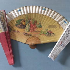 Cuatro abanicos vintage Abanicos de mano