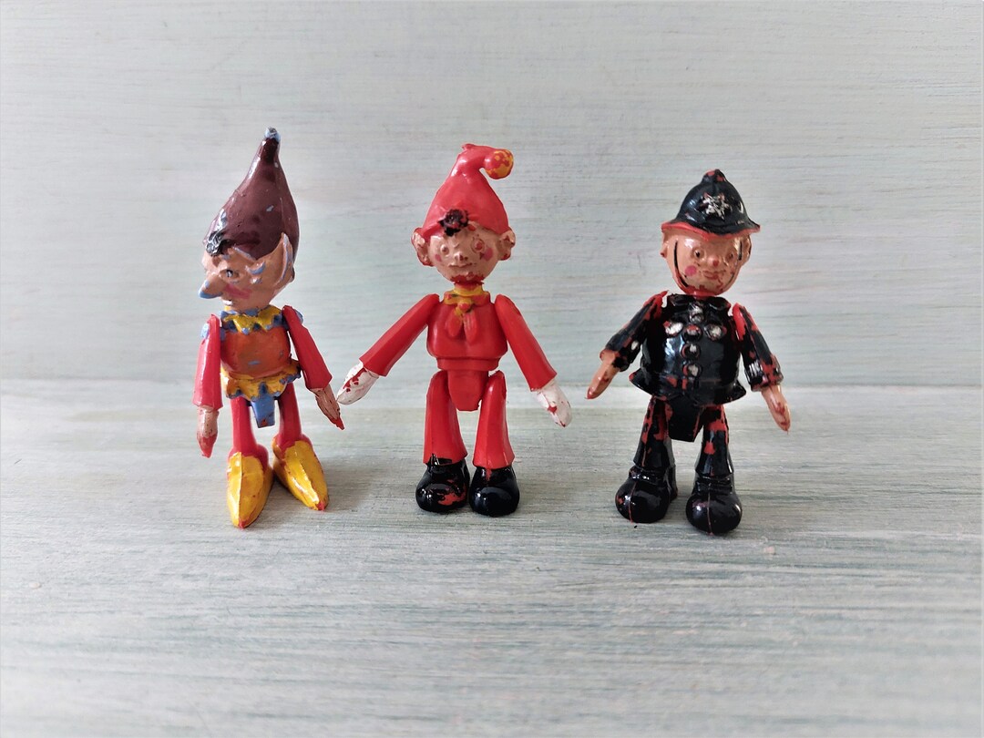 Rare Vintage Miniature Plastic Toy Land Figures Noddy, Gobbo and P.C