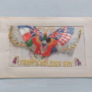 Carte postale en forme de coeur de la Première Guerre mondiale, de 1914 à 1918, éphémères de cartes anciennes brodées à la main
