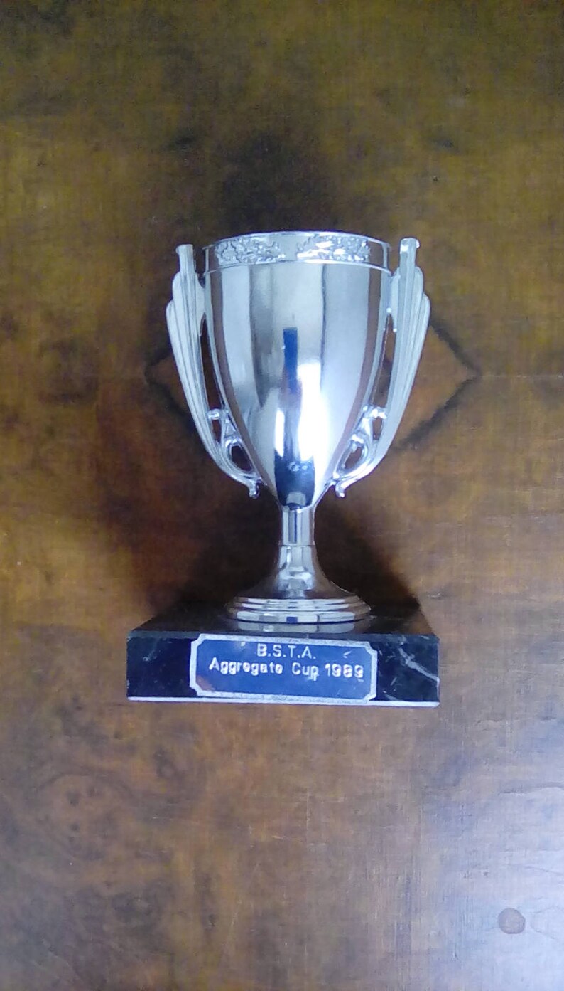 Vintage Retro Trophy 1980/'s Award Prize Thistle