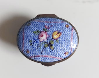 18th Century Antique Staffordshire Bilston Enamel Miniature Patch Box Circa 1790